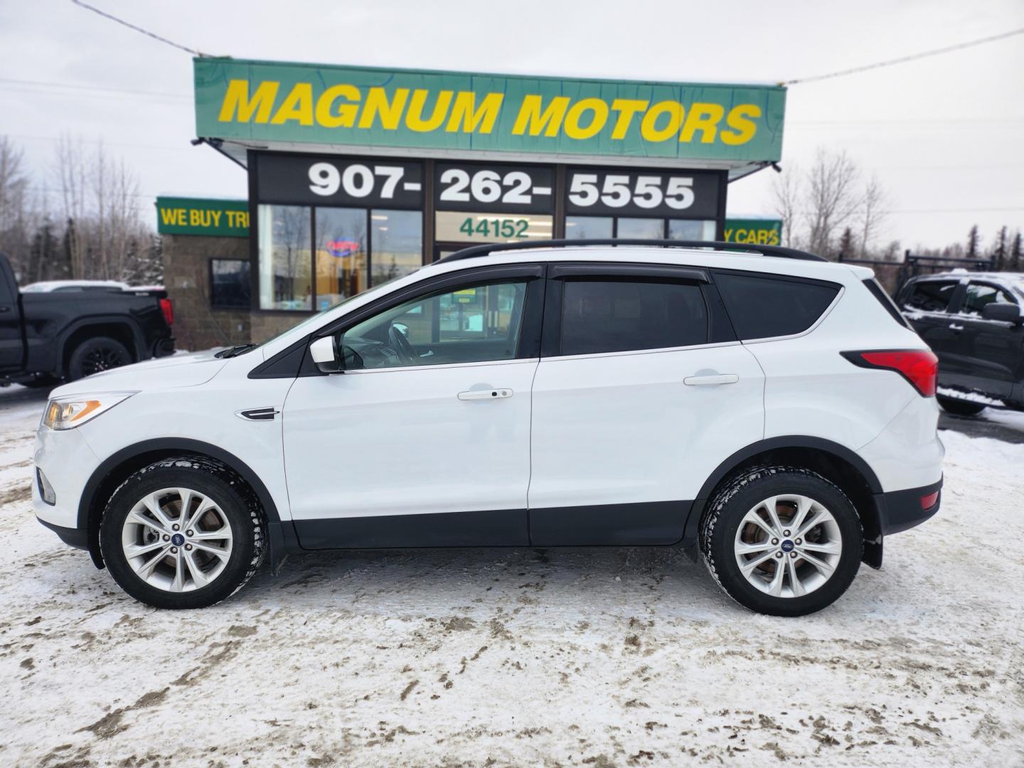 2019 White /BLACK Ford Escape SEL 4WD (1FMCU9HDXKU) with an 1.5L L4 DOHC 16V engine, 6A transmission, located at 1960 Industrial Drive, Wasilla, 99654, (907) 274-2277, 61.573475, -149.400146 - Photo#0